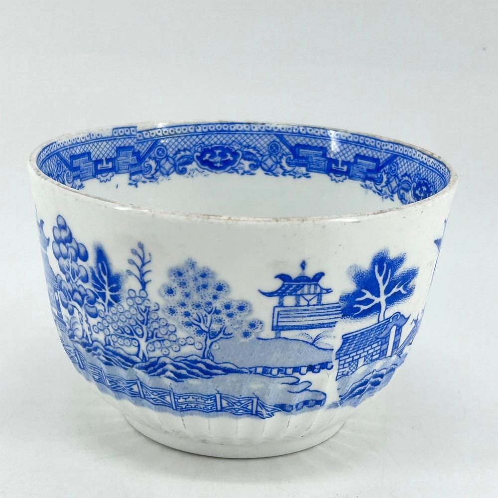 Antique Blue Willow Transferware Tea Bowl Slop Basin Chinoiserie Pagoda Design